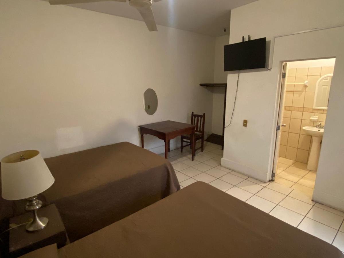 Hotel Maya Ixtlan Ixtlan del Rio Екстер'єр фото