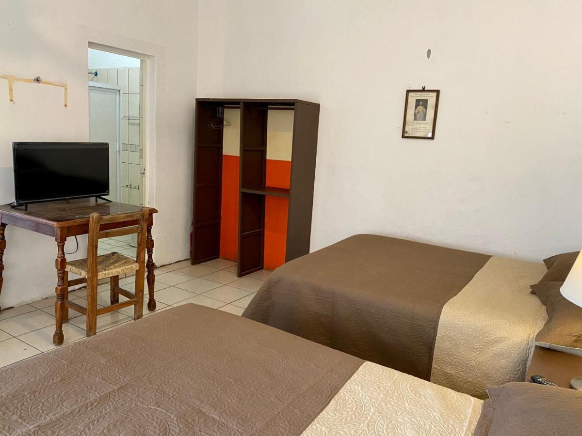 Hotel Maya Ixtlan Ixtlan del Rio Екстер'єр фото